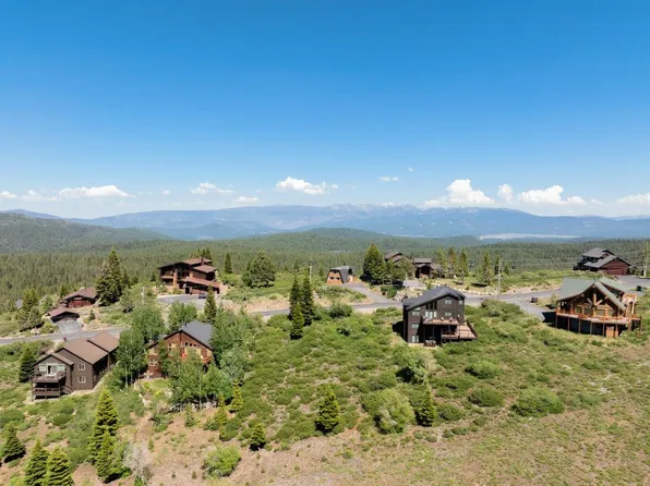 13637 Skislope Way, Truckee, CA 96161