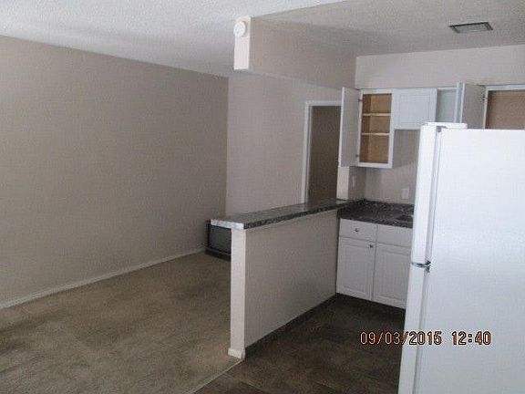 5th image of 239 W Philadelphia Ave APT 3