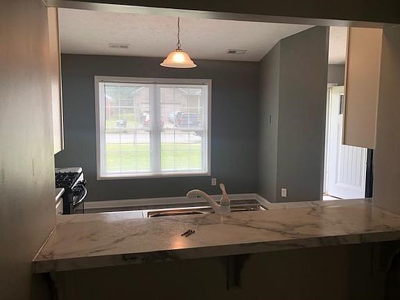 3rd image of 2229 Emerald Ct