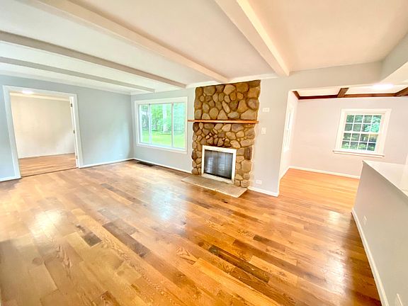 5th image of 3064 Greenwood Ave