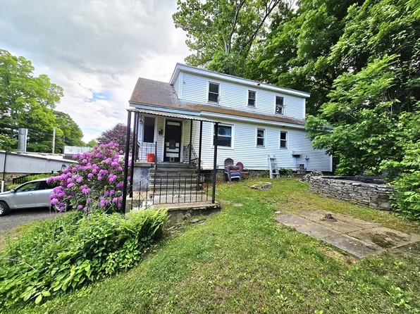 46 1/2 Old Sturbridge Rd, Southbridge, MA 01550