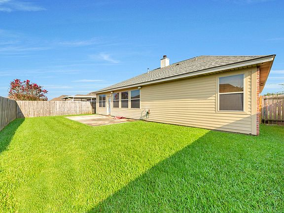 4th image of 407 Spanish Moss Ln