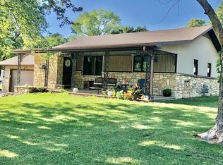 200 W 62nd Ave, Hutchinson, KS 67502