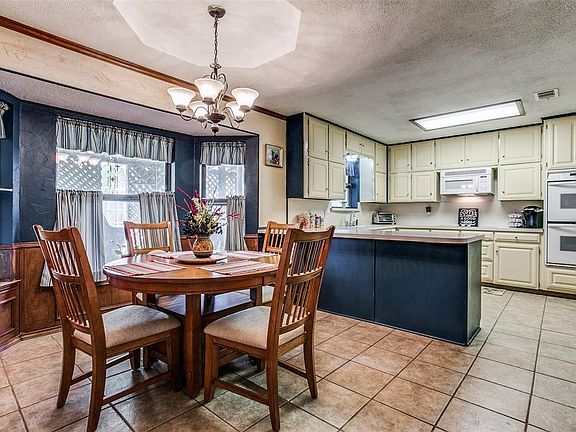 5th image of 7617 Perkins Dr