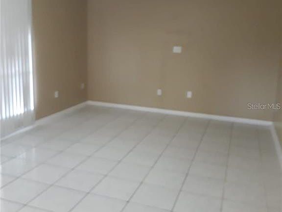 5th image of 262 Cranbrook Dr