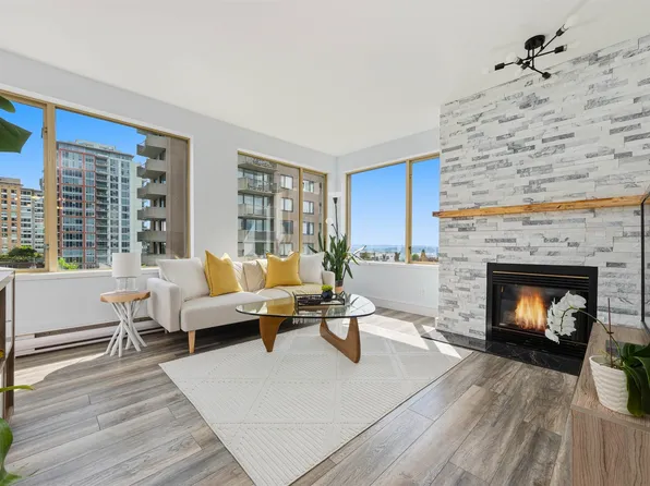 137 W 17th St #606, North Vancouver, BC V7M 1V5