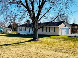 7 William Ln, Sandwich, IL 60548