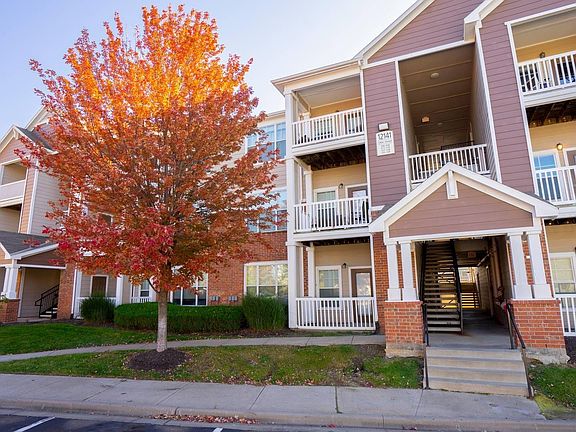 3rd image of 13590 Earnshaw St #40433