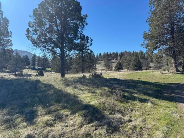 Unit 4 Whitepine Lot 69, Montague, CA 96064