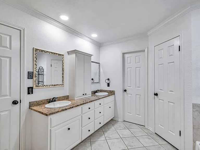 5504 Kingston Dr — Photo 27