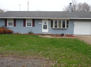 325 Maple St, Westville, IL 61883
