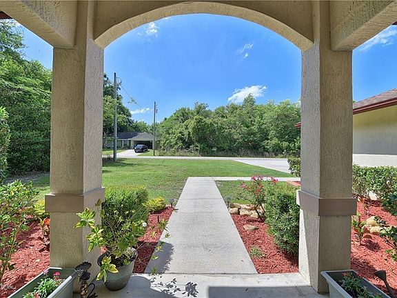 4th image of 3841 SE 137th St