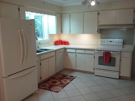 Kitchen left side
