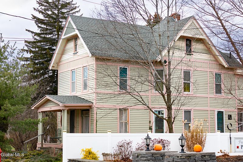 2nd image of 172 Elm Street