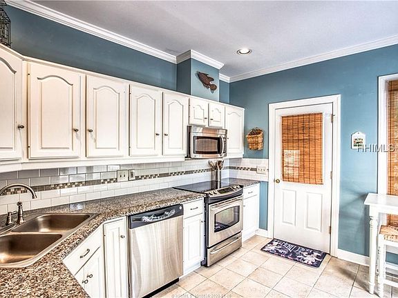 5th image of 9 Plantation Homes Dr #9
