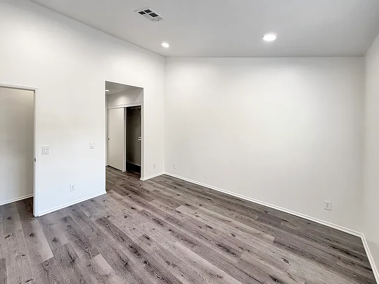 River Front Condominiums — Photo 21