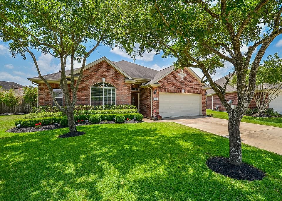 1st image of 15002 S Mulberry Field Cir