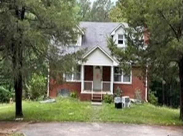 709 Chateau Dr SE, Rome, GA 30161
