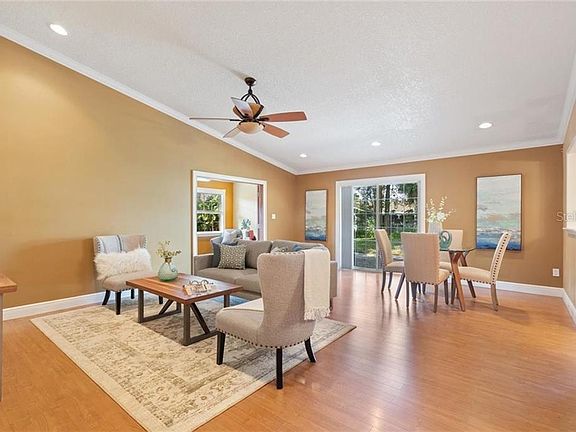 3rd image of 5425 Ardmore Dr