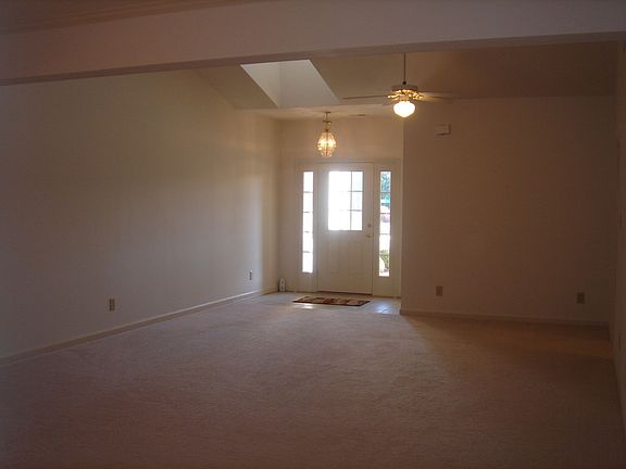 Vaulted Ceilings w/ Skylight.  NEW Carpet Thru-out!