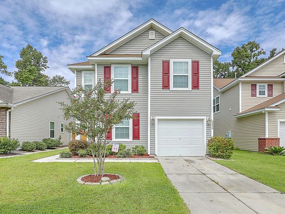 3rd image of 8890 Arbor Glen Dr