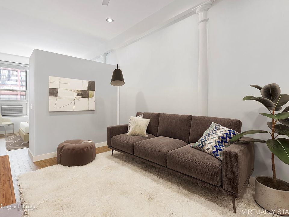1st image of 15 Waverly Pl #4L