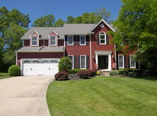 2823 Sikes Ln, Twinsburg, OH 44087