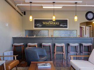 870 Gravenstein Hwy N, Sebastopol, CA 95472
