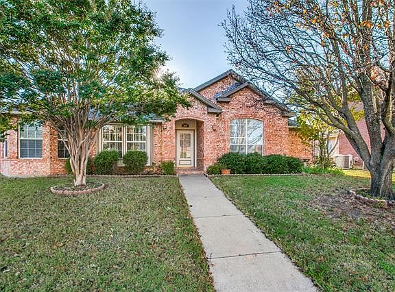 2nd image of 2233 Country Hollow Ln