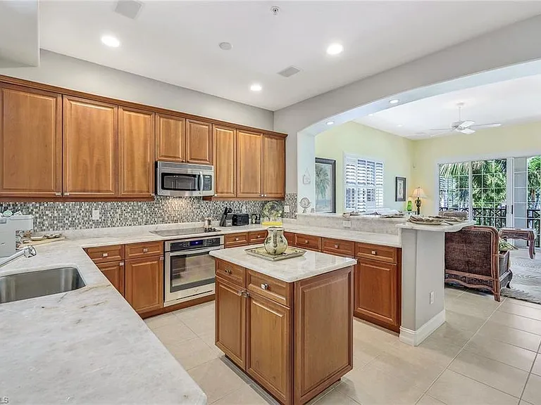 2630 Bolero Dr #2-3 — Photo 8