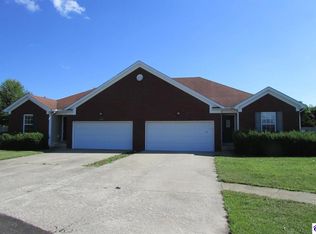 160 Red Hawk Dr, Vine Grove, KY 40175