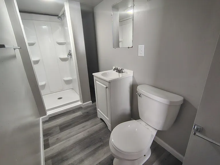 514 Sheridan St — Photo 8