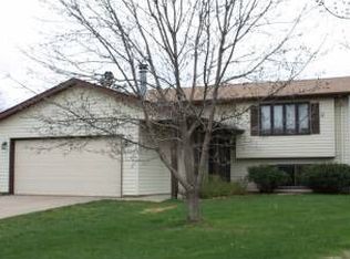 11437 Edgewood Pl N, Champlin, MN 55316