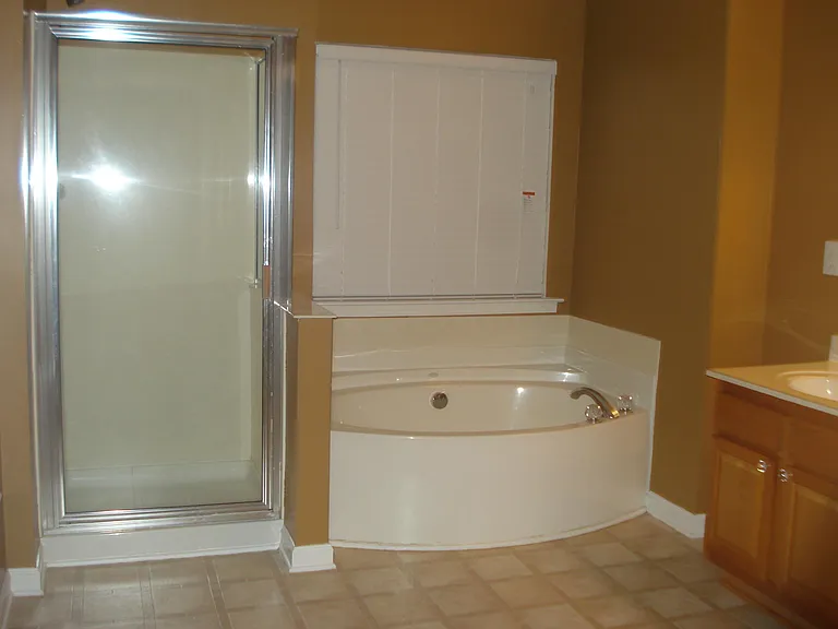 2828 Roundleaf Ct — Photo 7