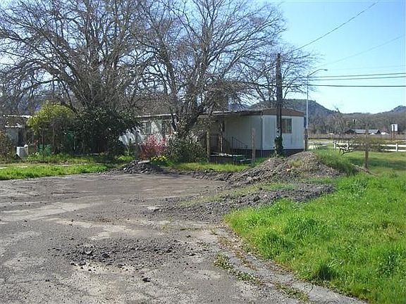 4th image of 1001 Highway 175