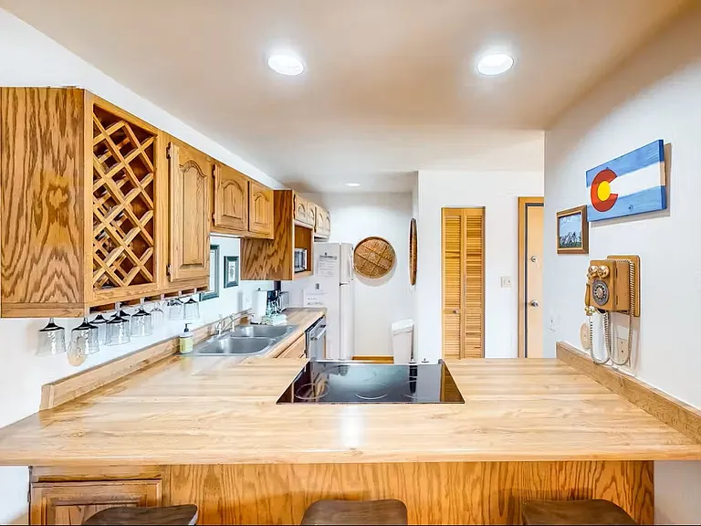 91200 Ryan Gulch Rd #203 — Photo 6
