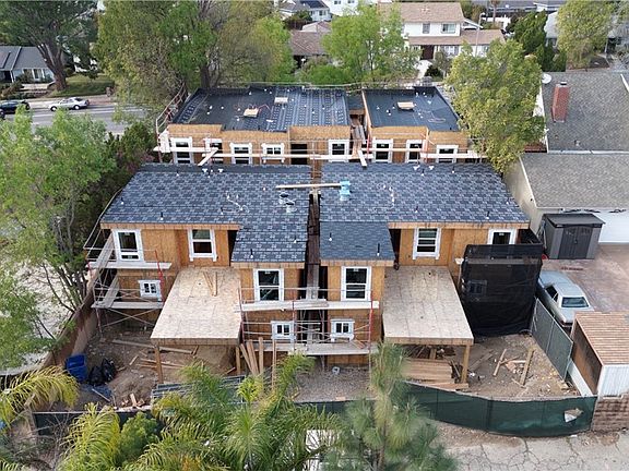 4th image of 11348 Reseda Blvd