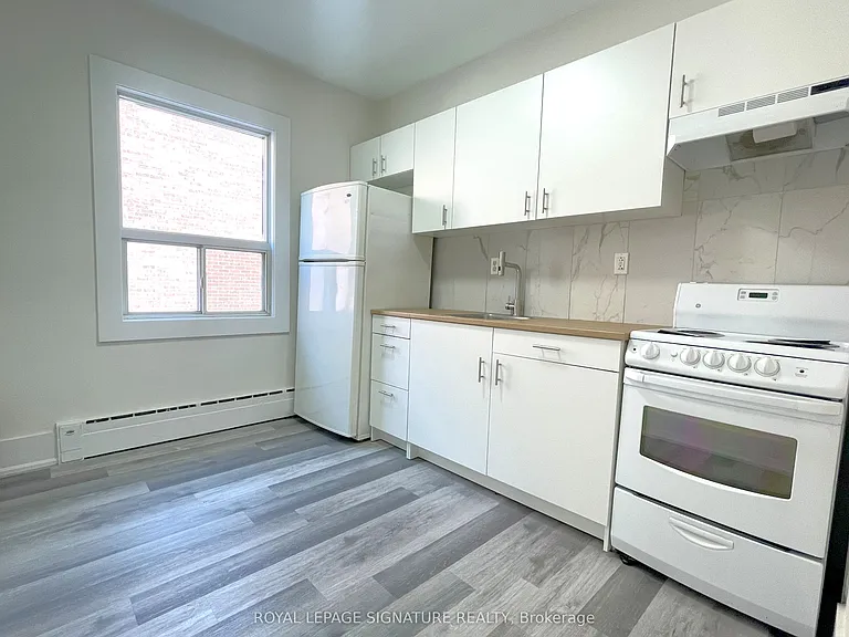 167 Barker Ave #MAIN — Photo 11