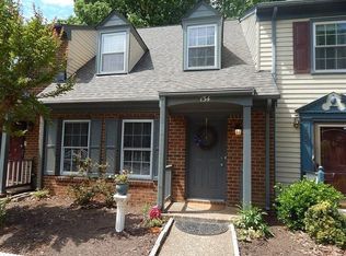 134 Kenilworth Dr, Newport News, VA 23606