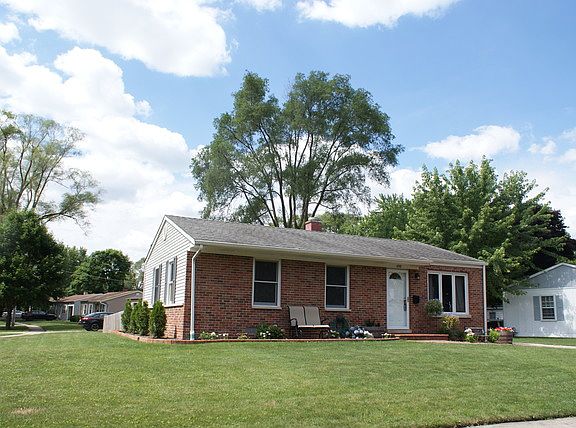 2nd image of 499 Saint Marys Pkwy