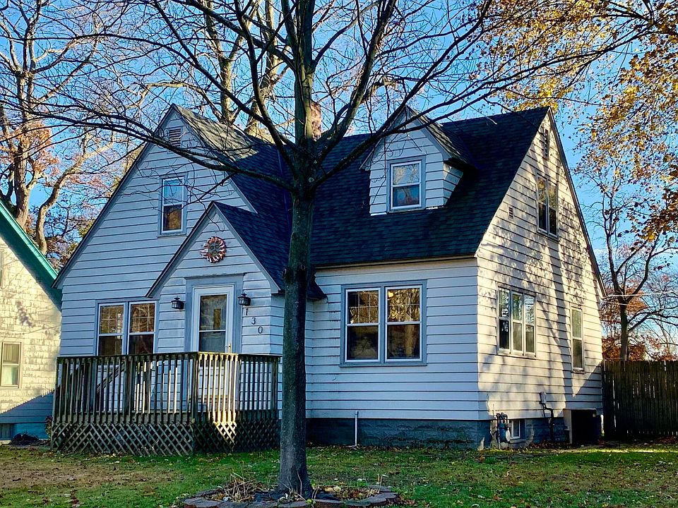 1st image of 130 Vanderveen Ave