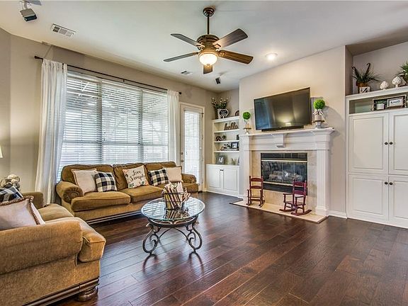 5th image of 15720 Twin Cove Dr
