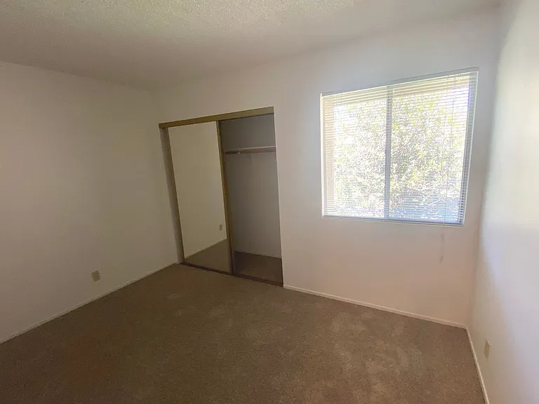 313 Eldridge Ave — Photo 15