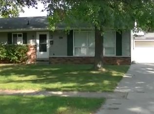 1741 New Jersey Ave, Marysville, MI