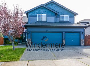 948 NW Scenic Vista St, Oak Harbor, WA 98277