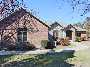 25 Timberlake Cir, Galena, MO 65656