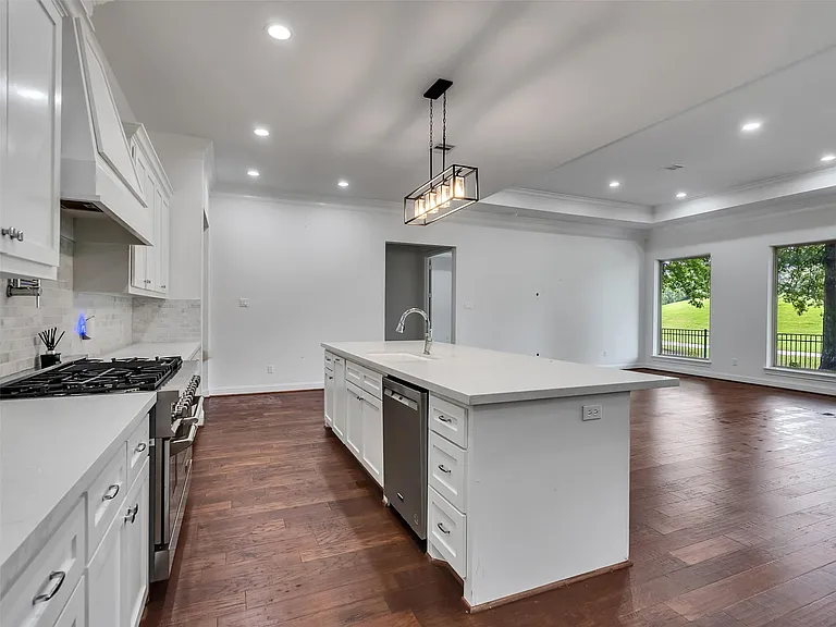 16011 Bridges Fairway Ln — Photo 22