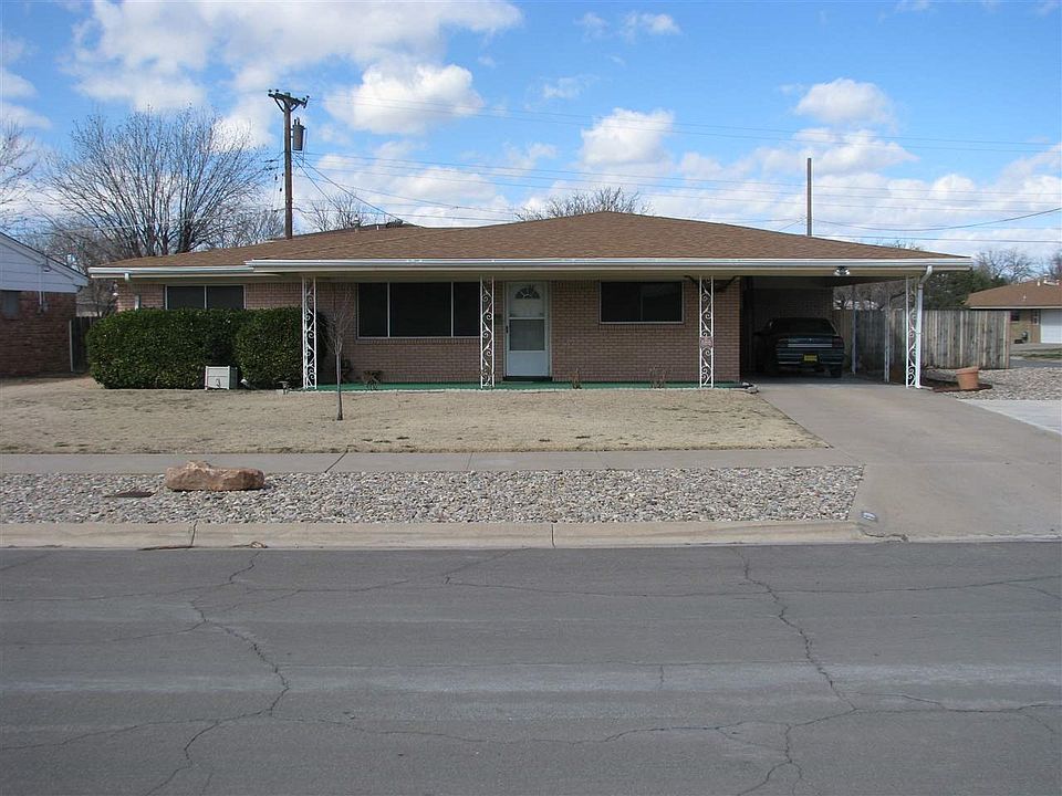 1st image of 601 Adams Dr