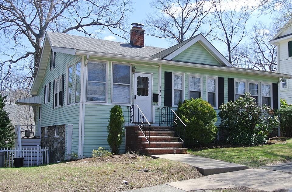 1st image of 147 Ashland St #147