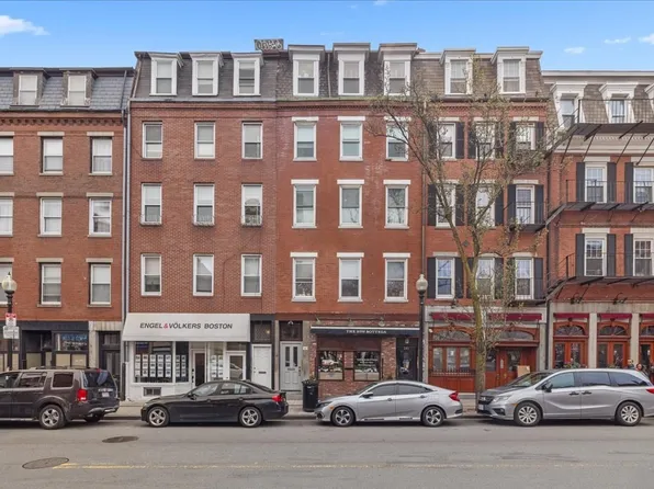 345-347 Hanover St, Boston, MA 02113